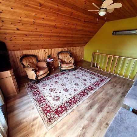 Brivdienu Maja Amrai Ventspils Eksteriør bilde